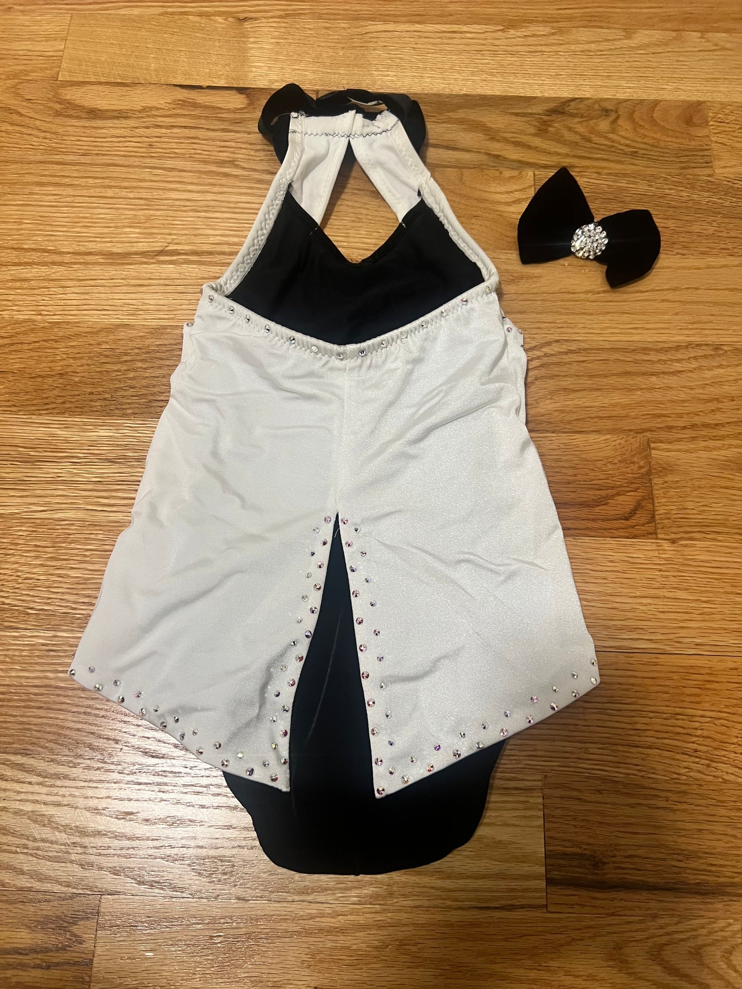 Black and White - Only 1 left!