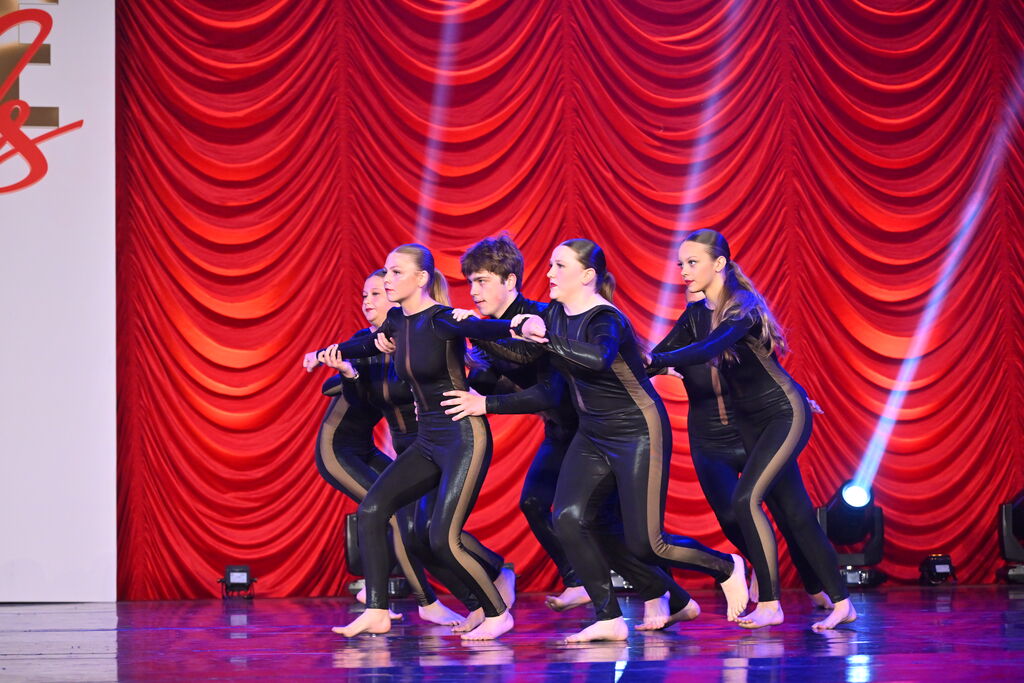 Back to Black - 7 available